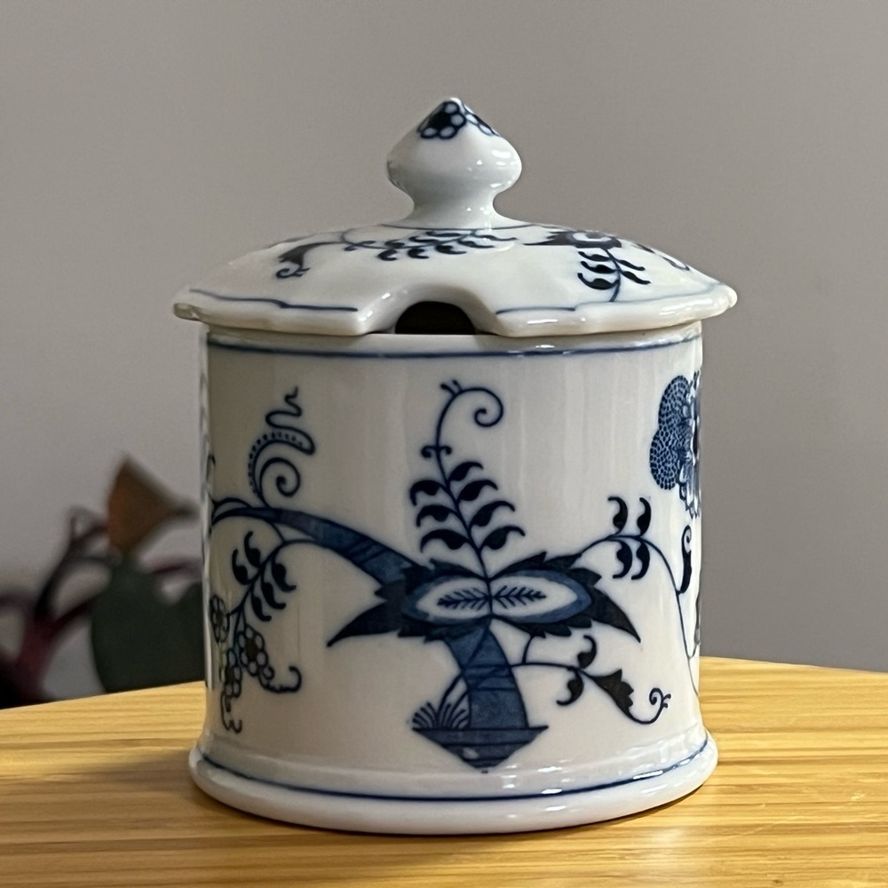 Vintage Blue Danube porcelain Jelly Condiment Jar with Lid